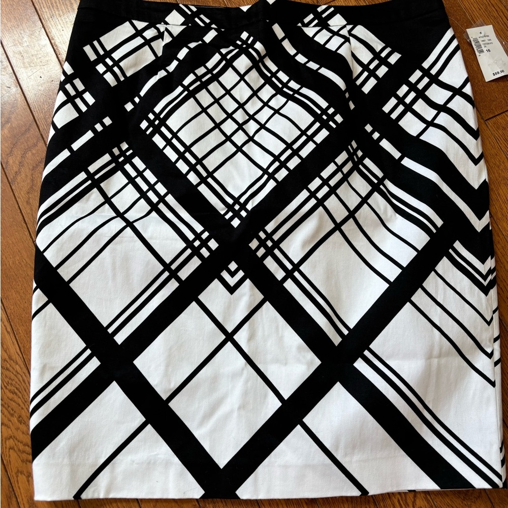 Cleo NWT skirt